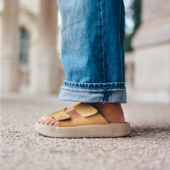 ETNA SUEDE OCRE ALMOND